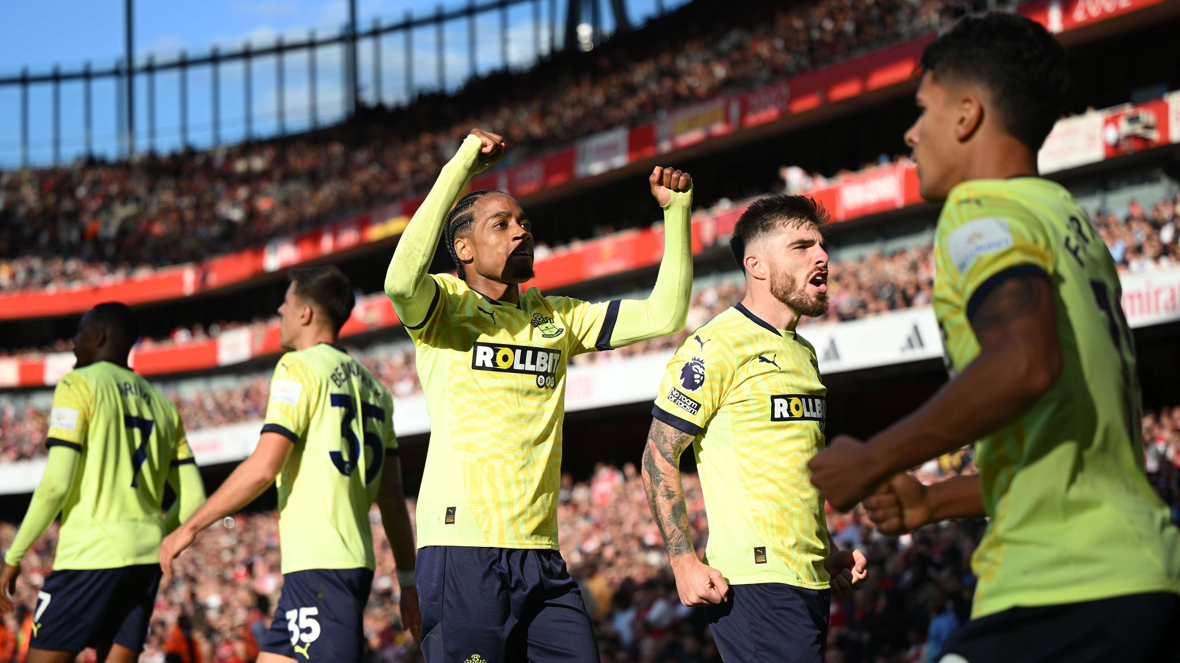 在扩建体育 在扩建体育